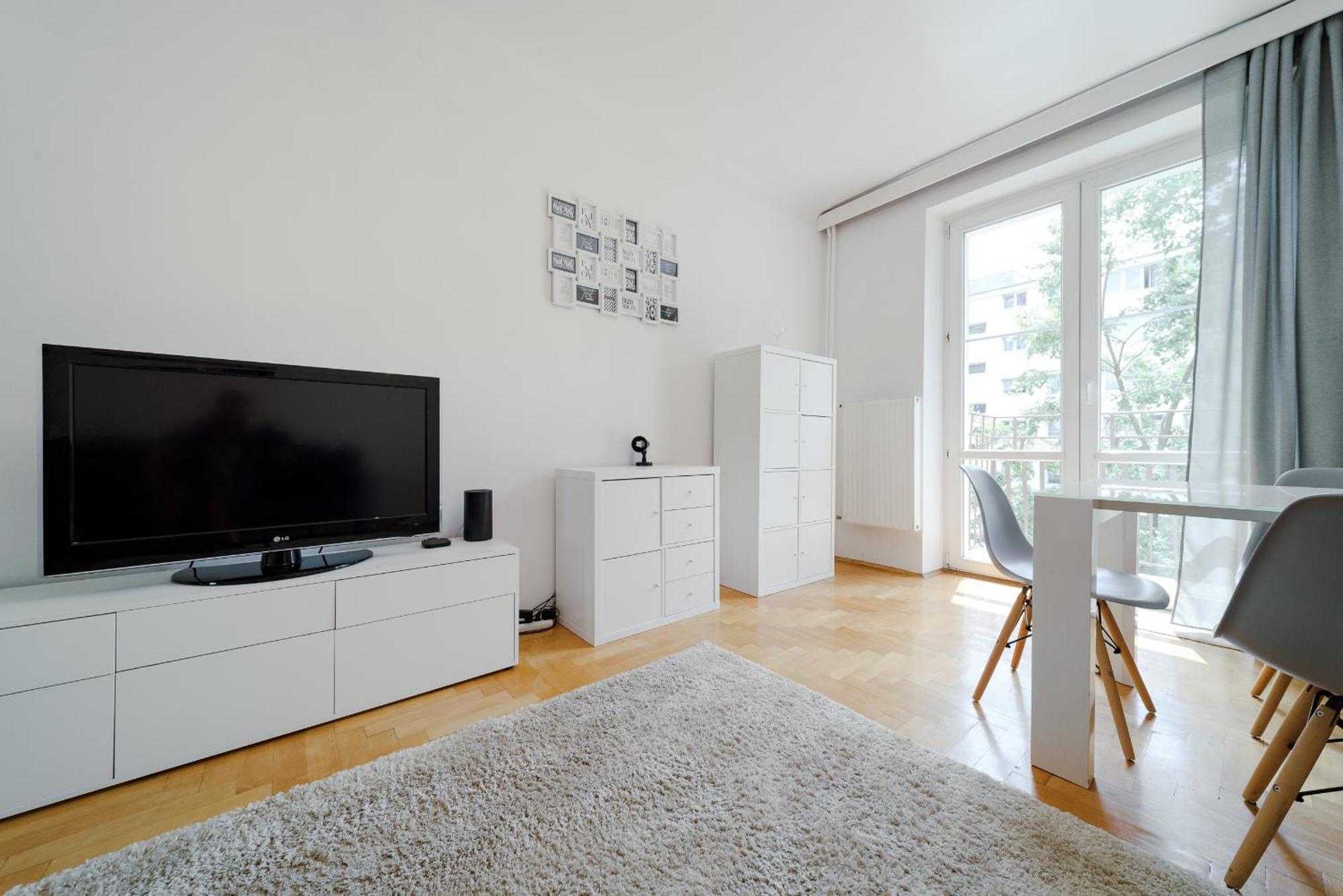 Kordeckiego 75 By Homeprime Apartment